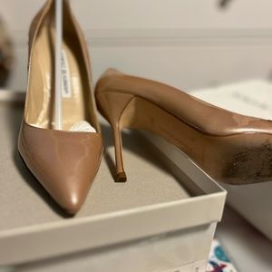 Manolo Blahnik Classic Stilettos, Size 5.5, Champagne Patent Leather